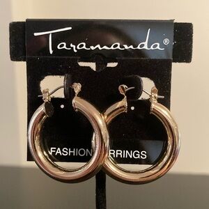 Taramanda Gold-Tone Hoop Earrings